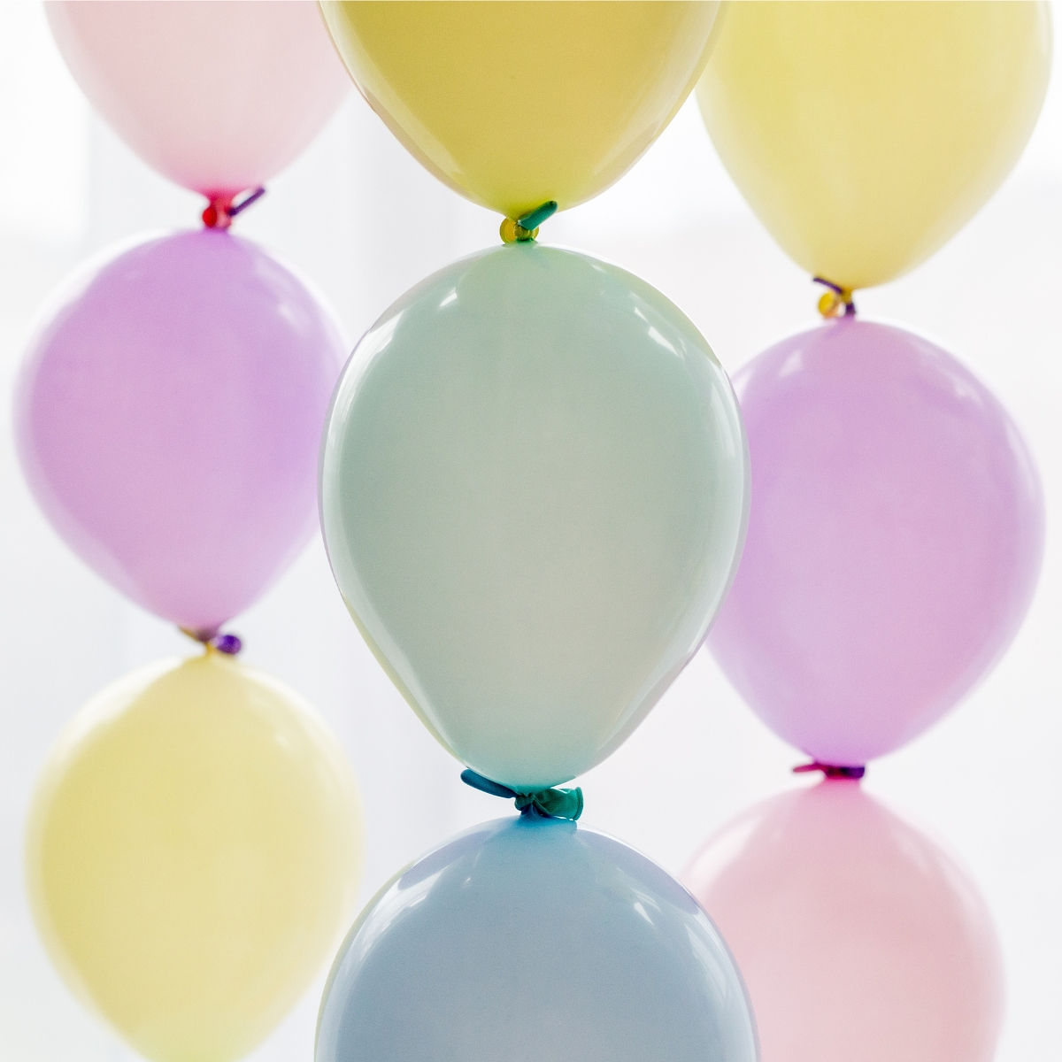 Pastel Rainbow Link Balloon Garland Kit – Riles & Bash